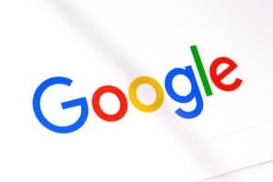 Зачем Google покупает крупное издательство «Pearson»?